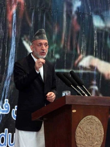 حامد کرزی: د بهرنیو لاسوهنو د مخنیوي او ملي یووالي لپاره ملي تفاهم حیاتي ارزښت لري