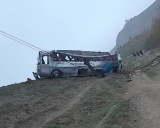 مقامهای محلی طالبان: در حادثه ترافیکی در شاهراه کابل-قندز ۵ نفر کشته و ۲۸ نفر زخمی شدند