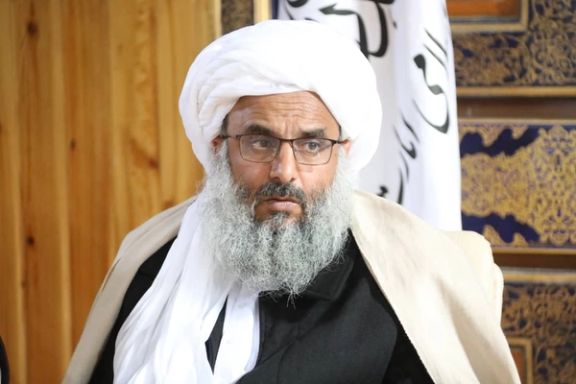 کتاب والی طالبان در هرات که شیعیان را "تکفیر" کرده و "همدست کفار" میداند