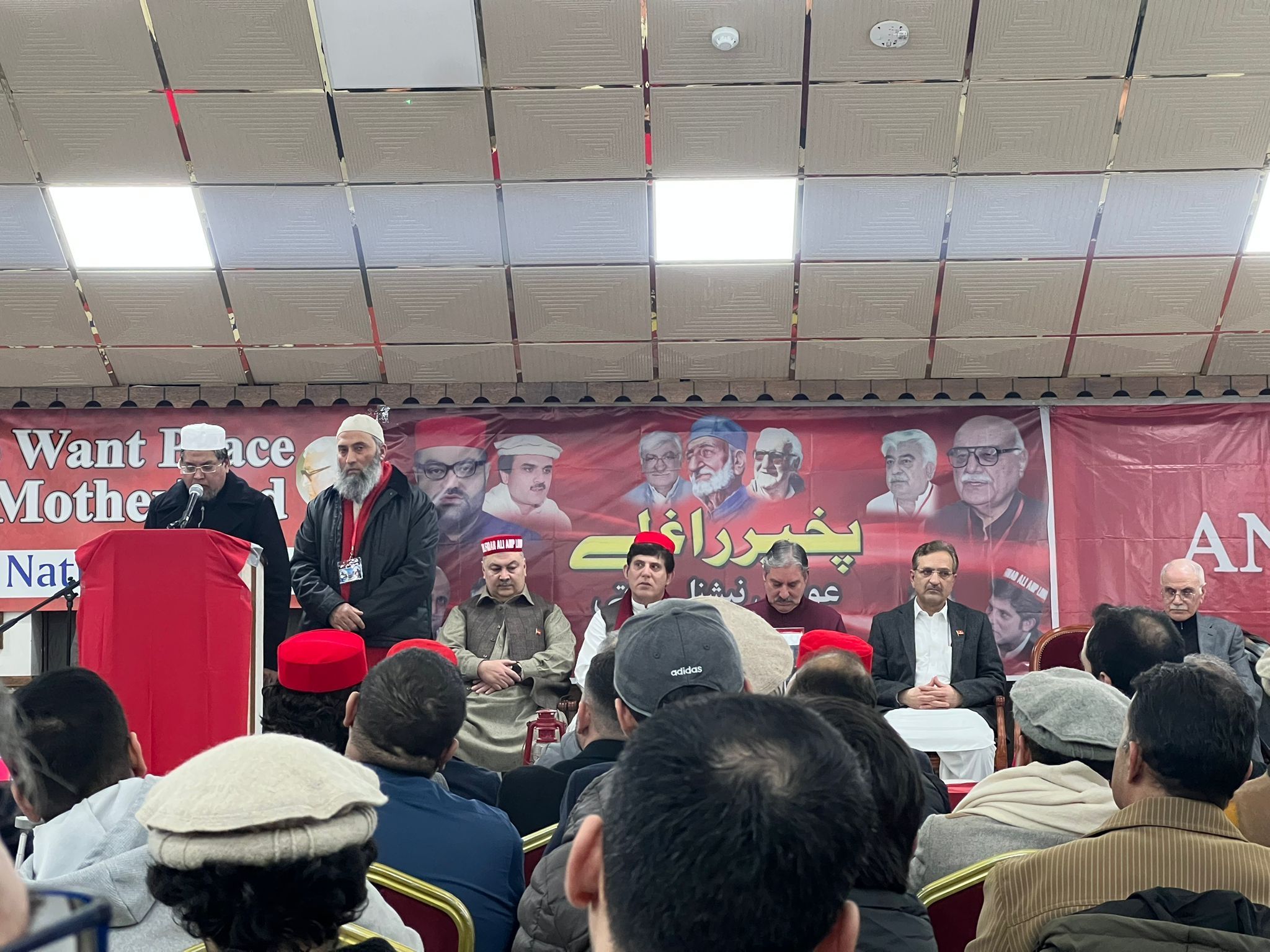 په لندن کې د خان عبدالغفار خان د تلین په مناسبت او د عبدالولي خان یاد غونډه جوړه شوه