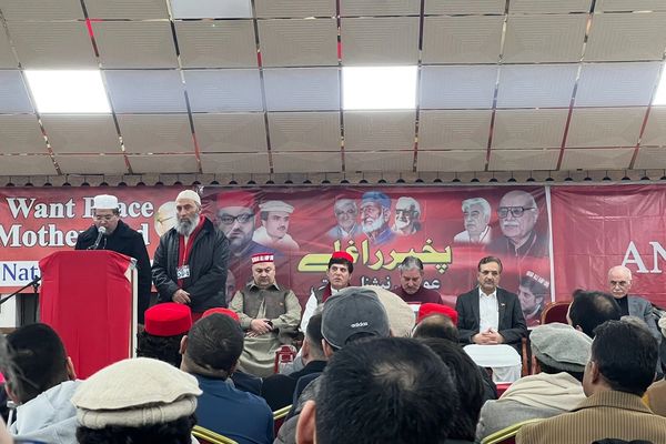 په لندن کې د خان عبدالغفار خان د تلین په مناسبت او د عبدالولي خان یاد غونډه جوړه شوه