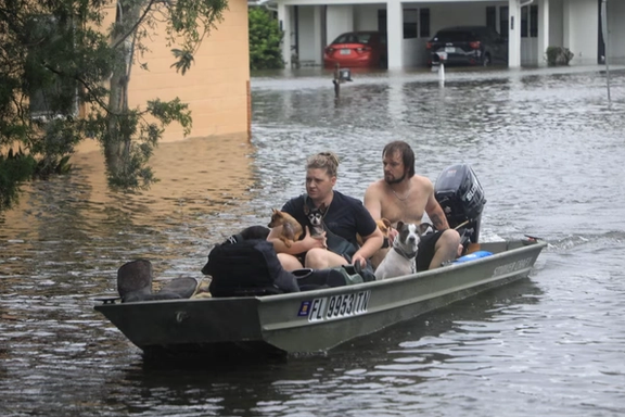 میلټون توپان د امریکا فلوریډا کې سترې ویجاړۍ کړې دي