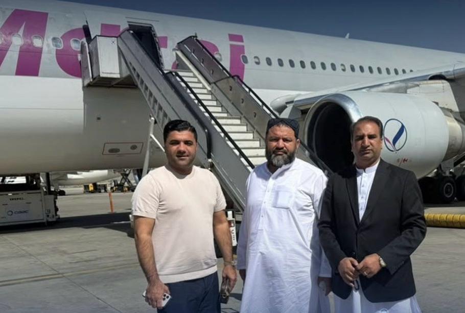 د افغانستان ـ ایران ګډې سوداګرۍ خونې مشر له ۳۰ کسیز پلاوي سره ایران ته تللی