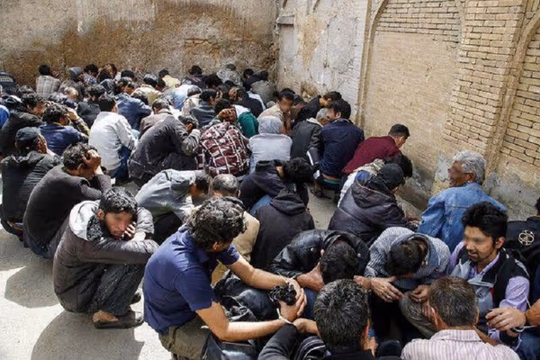 طالبان وایي تېر کال له ۴۵ زرو زیاتو روږدو کسانو درملنه شوې ده