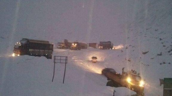 طالبان: د سالنګ لويه لاره د سختې واورې او طوفان له امله تړل شوې