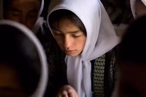 ملګري ملتونه: افغانستان ته ستانه شوي ۶۰۰زره ماشومان لاهم له زدهکړو بېبرخې دي