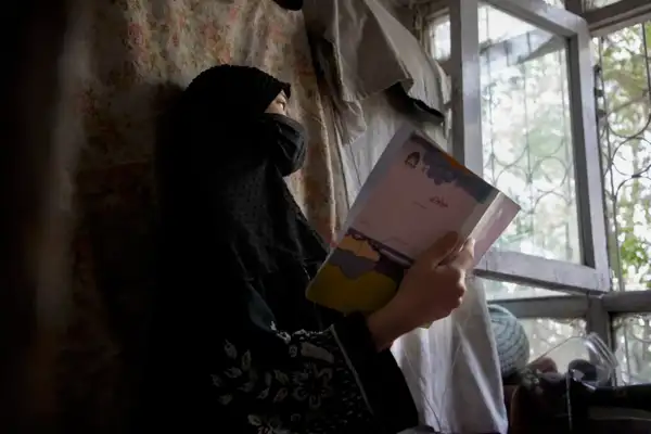 یونیسف وایي ۲،۶ میلیونه نجونې له ښوونځي محرومې شوې دي