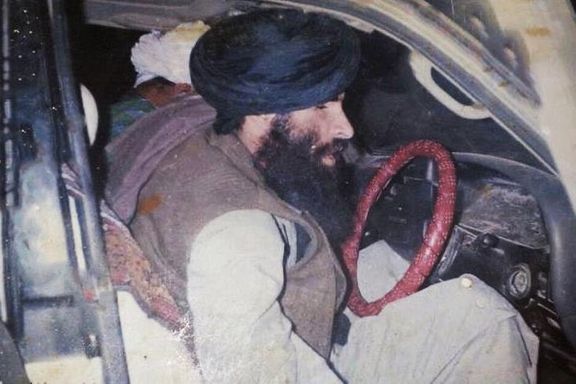 وزیر دفاع پاکستان: طالبان را چنان بزنیم که دوباره به غارهای توره بوره بگریزند