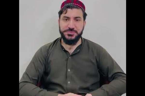 منظور پشتین: د ۸۰ زره پښتنو وژنه هیڅ خو د «یو پنجابي شاعر د ترانې درې بیتونه» ډېر مهم دي
