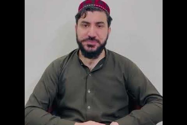 منظور پشتین: د ۸۰ زره پښتنو وژنه هیڅ خو د «یو پنجابي شاعر د ترانې درې بیتونه» ډېر مهم دي