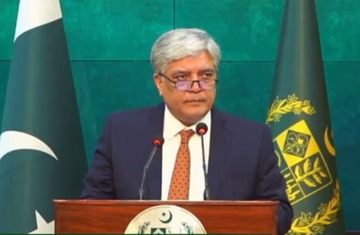 اسلام اباد له امریکا په پاکستان کې د خپلو افغان متحدینو د بیا مېشتیدو پر بهیر وضاحت غوښتی