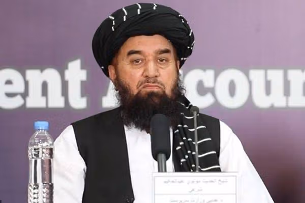 د طالبانو د عدلیې وزیر شپږ ټوټې ځمکې د خپلې کورنۍ د غړو په نوم ثبت کړې دي