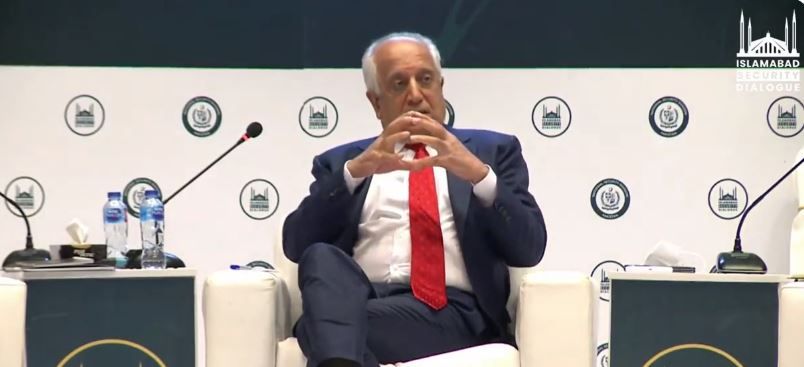 خلیلزاد در اسلام‌آباد؛ "معمار حکومت متمرکز در افغانستان" طالبان را به تمرکززدایی فراخواند