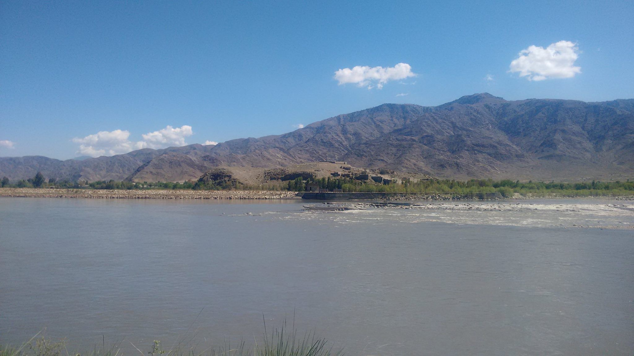 پر کابل او کونړ سیندونو د بندونو جوړېدو په صورت کې د پاکستان د داسو بند په هکله اندیښنې