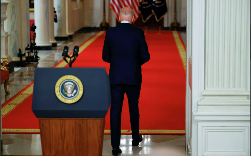 خروج شتاب‌زده از افغانستان؛"نیمی از رای‌دهندگان امریکایی" از استیضاح بایدن حمایت می‌کنند

