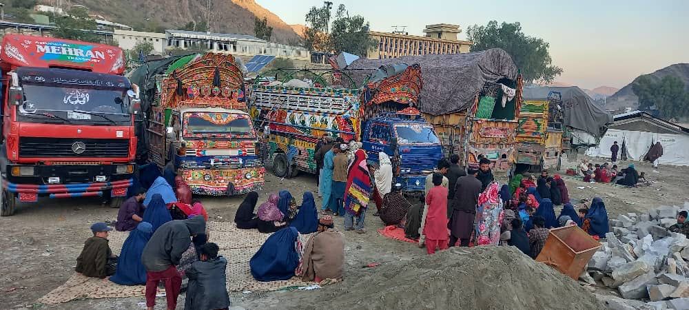 د طالبانو کډوالو چارو وزرات: تېره ورځ ۶۶۲۱ افغان کډوال له پاکستانه، هیواد ته راستانه شوي