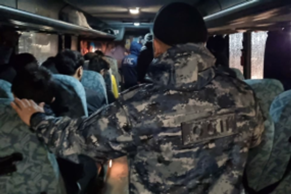 Russia Deports Multiple Undocumented Migrants, Including Afghan Nationals