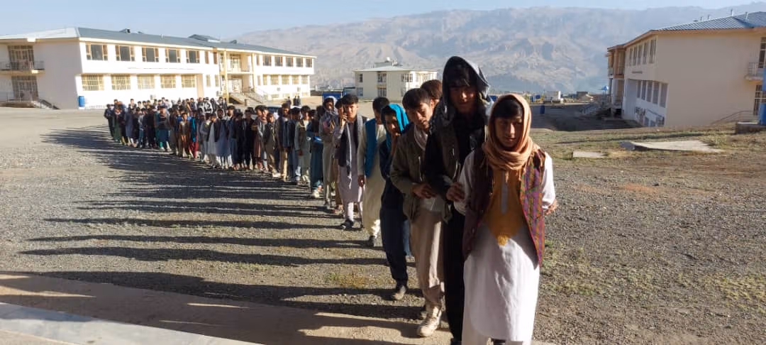 کانکور بدون دختران؛ داوطلبان ورود به دانشگاهها از زمان آمدن طالبان تقریباً نصف شدهاند