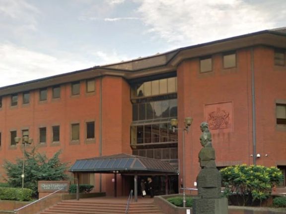 دو برادر در بریتانیا به اتهام پیوستن به داعش در افغانستان، محاکمه میشوند