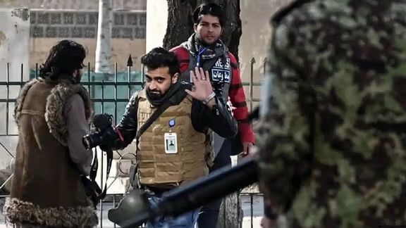 د بېپولې خبریالانو راپور: طالبان د اجباري اعترافونو په خپرولو سره خبریالان سپکوي