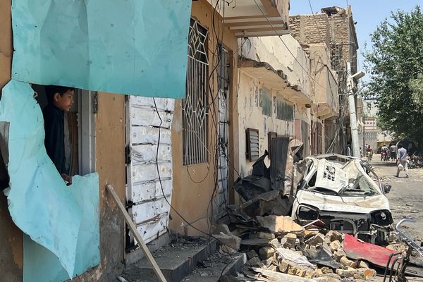 د ناامنۍ دوام؛ د بلوچستان خضدار ولسوالۍ کې په ځانمرګي او وسلهوال برید کې ۱۲ کسان وژل شوي