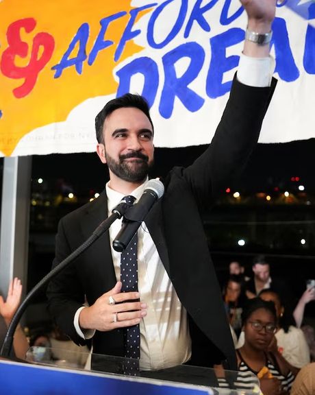 نامزد مسلمان شهرداری نیویارک به جنگ میلیاردرها میرود