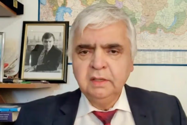 خبير روسي بارز: طالبان لن تبقى في السلطة بهذه السياسات