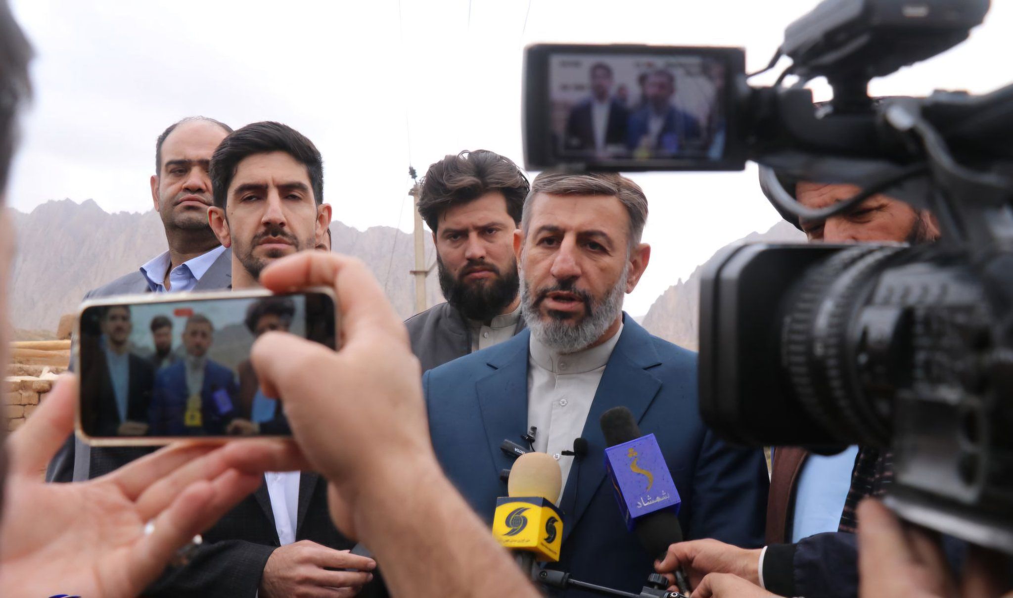 د افغانستان د شمال زلزله‌ځپلو ته د ایران د مرستو لومړۍ جوپه ورسېده