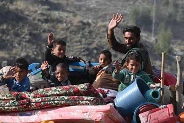 تېره ورځ څه باندې زر افغانان د ایران او پاکستان نه افغانستان ته جبري ستانه شوي