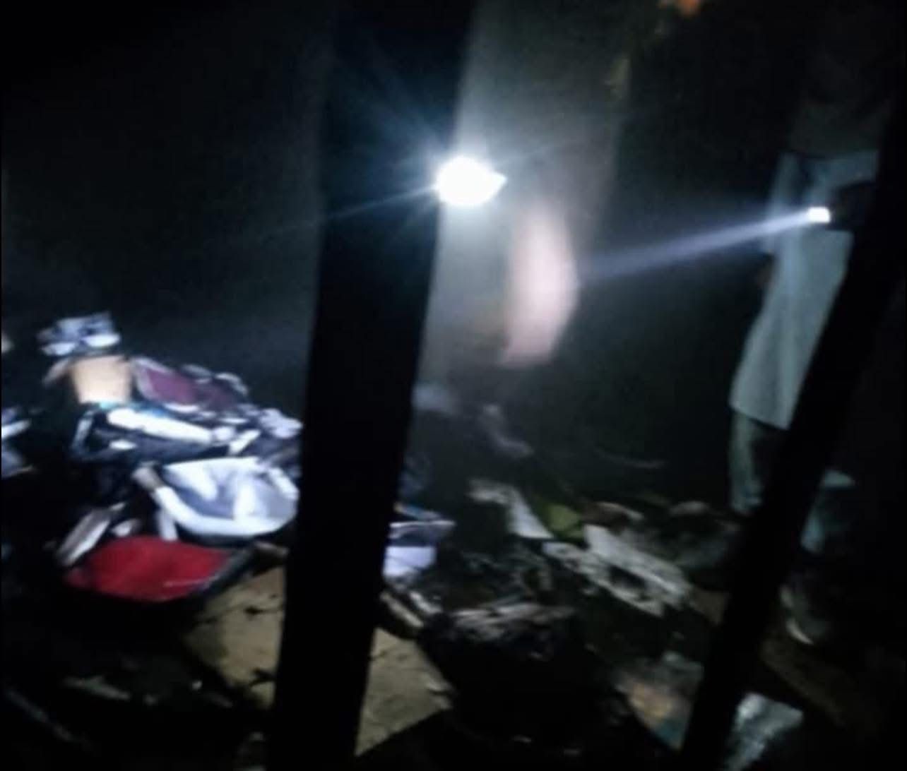 ناڅرګندو کسانو د ننګرهار په خوږیاڼیو کې د مـدرسې کتـابتون سـوځولی