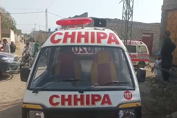 په کراچۍ کې د یوې کورنۍ د پنځو غړو مړي موندل شوي