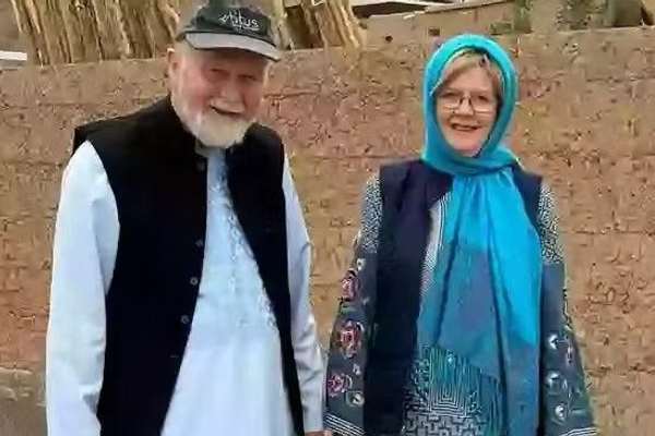 پسر زوج بریتانیایی میگوید والدین او در زندان طالبان در خطر مرگ قرار دارند