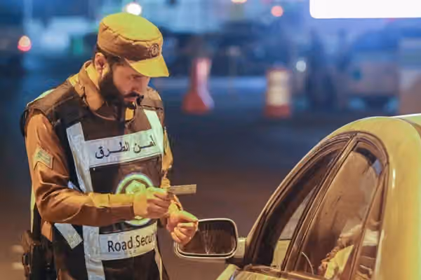 عربستان سعودی بیش از ۱۳ هزار مهاجر را بهدلیل تخلف از قوانین کار و اقامت بازداشت کرد