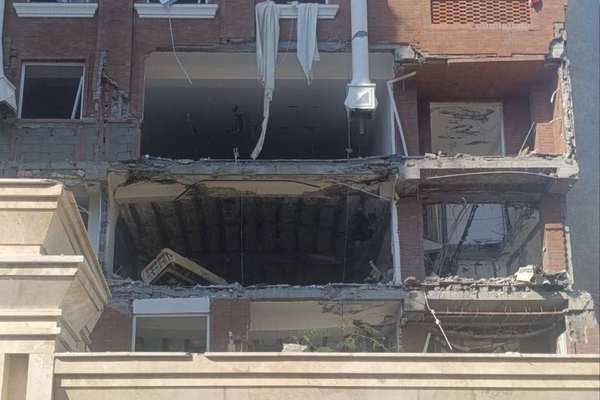 د ایران په بندر عباس کې درنه چاودنه شوې ده