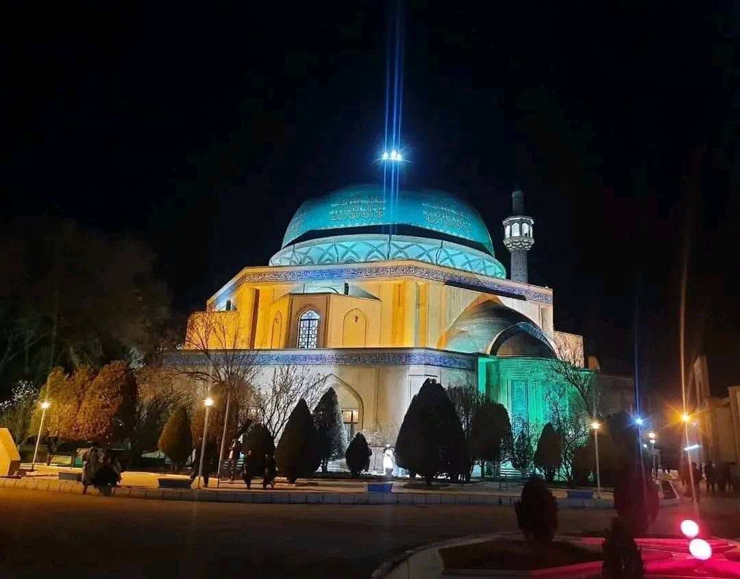 شیعیان به طالبان: حتی کمونیست‌ها مسجد و مدرسه ما را نبستند