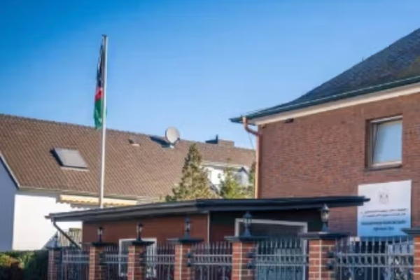 أفغان مقيمون في ألمانيا يطالبون بطرد ممثلي طالبان