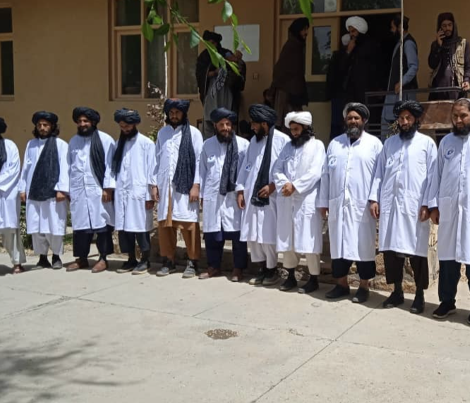 سرچینې: په هرات کې د طالبانو امربالمعروف ښځې جریمه کوي او ۴ توقیف‌ځایونه یې ورته جوړ کړي