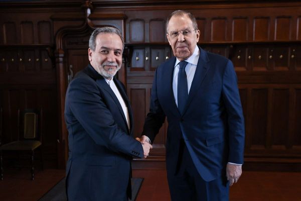 روسیه و ایران خواهان ادامه مذاکرات طالبان و پاکستان شدند