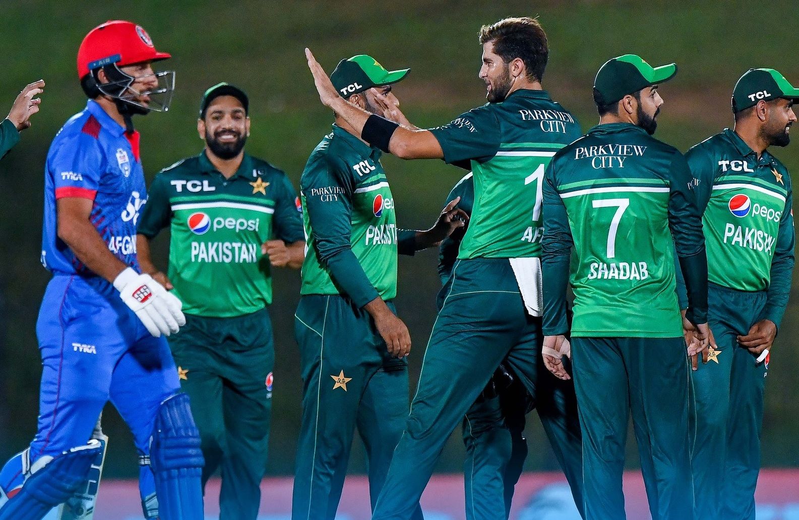 د پاکستان د کرېکټ ملي لوبډلې د افغانستان د کرېکټ ملي لوبډلې ته په ۱۴۲ منډو ماتې ورکړه