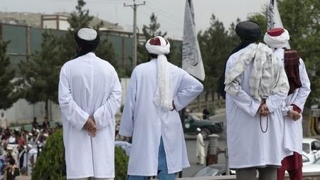 امر به معروف طالبان چهار نفر را بهدلیل «خواندن نعت به سبک موسیقی» بازداشت کرد