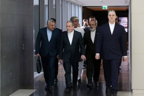 تهران واشنګټن ته پیغام استولی چې په خپل اټومي پروګرام کې نرمښت ښودلو ته چمتو دی