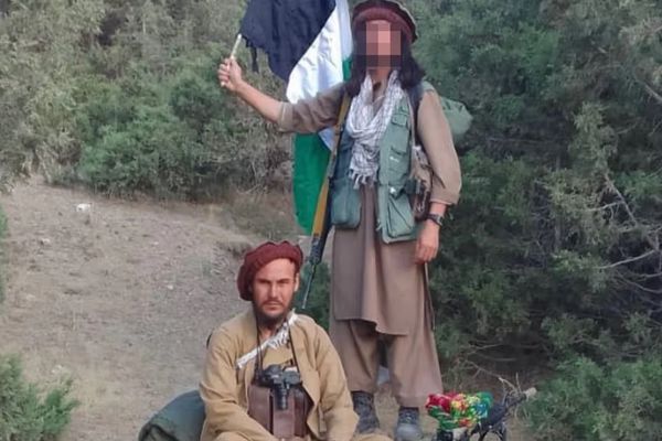 مقاومت جبهې له طالبانو سره په جګړه کې د خپل یوه قومندان وژل کېدل تایید کړ