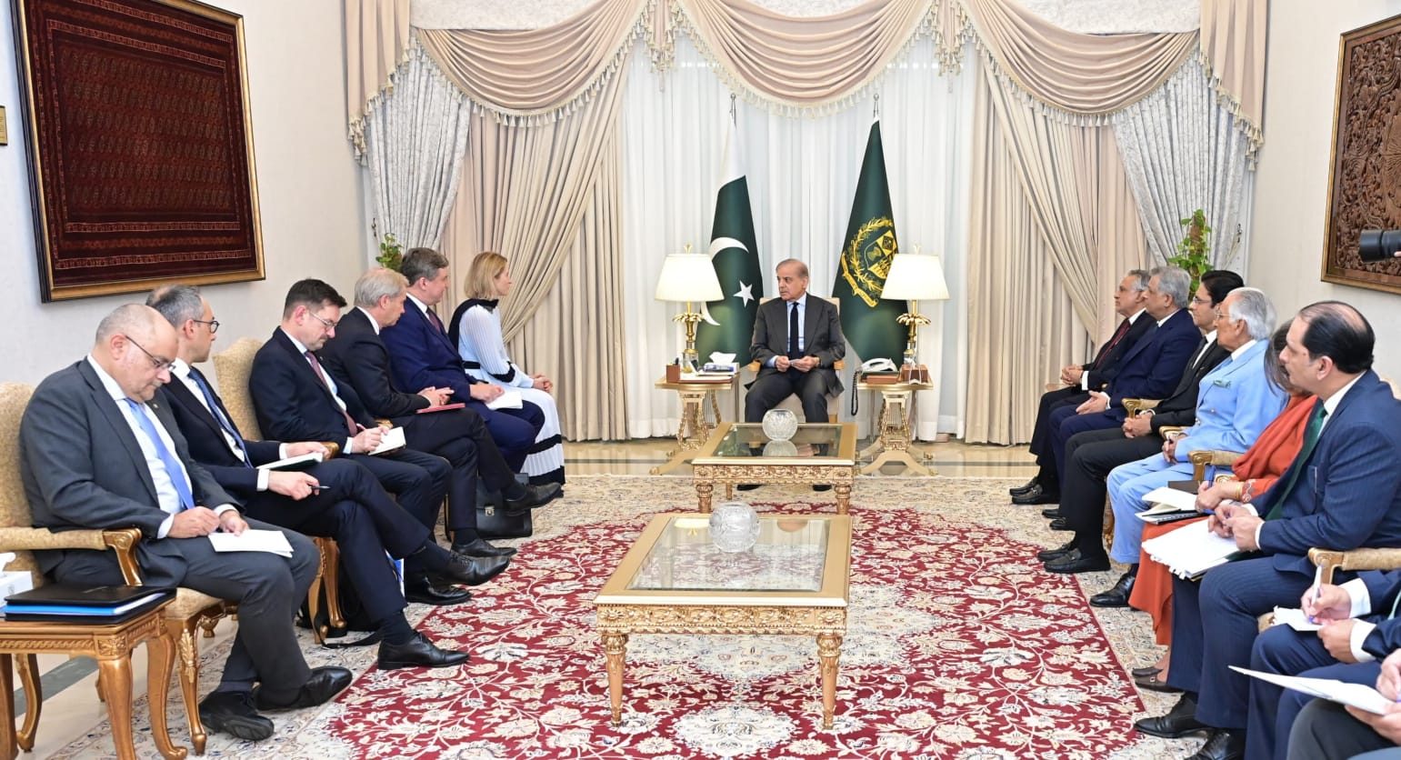   شهباز شریف او کایا کالاس د افغانستان او سیمې پر وضعیت غږېدلي 