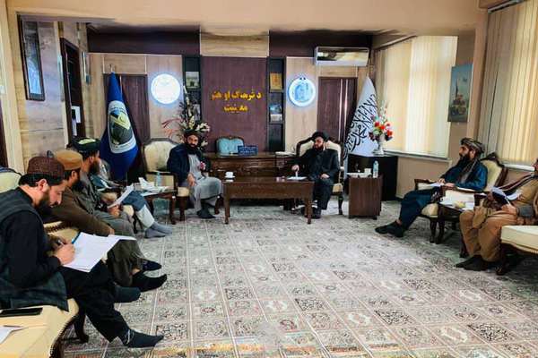 طالبان وایي، د اشخاصو په نومونو د واټونو او څلورلارو پر نومولو یې بندیز لګولی دی