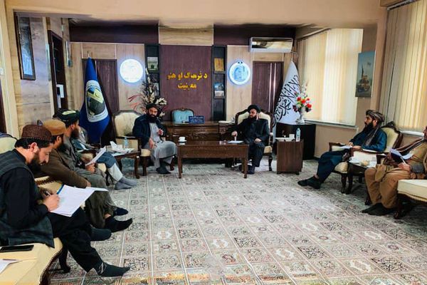 طالبان وایي، د اشخاصو په نومونو د واټونو او څلورلارو پر نومولو یې بندیز لګولی دی