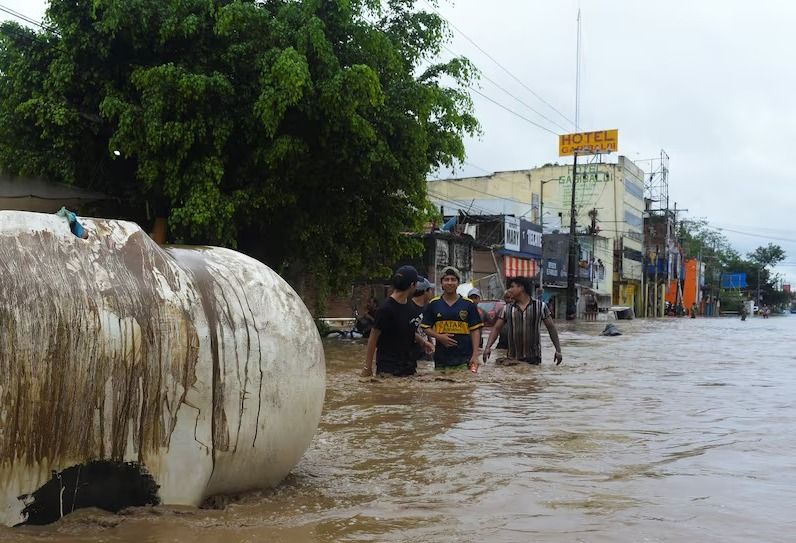 باران شدید در مکسیکو جان دست‌کم ۳۰ نفر را گرفت