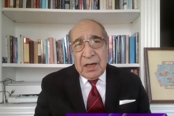 علي احمد جلالي: په افغانستان کې د قوي بنسټونو د نشتوالي له امله اساسي قانون نه دی عملي شوی