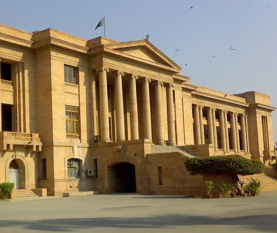 د پاکستان حکومت د تحریک انصاف ګوند د ۳۰۰ کارکوونکو د خوشې کولو پرېکړه کړې