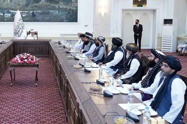 طالبانو د ریل پټلۍ د نوې بڼې او کډوالو ته د ځمکو د وېش چټکولو پرېکړه کړې