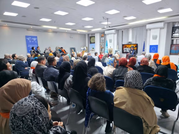 اروپايي ټولنې د افغان ښځو او نجونو د ملاتړ پر ژمنتیا ټينګار کړی